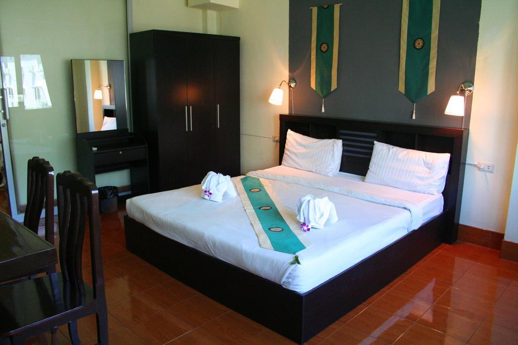 2Gether Guesthouse Karon Phòng bức ảnh