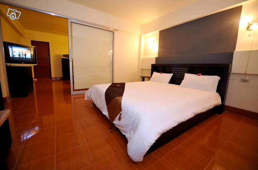 2Gether Guesthouse Karon Phòng bức ảnh